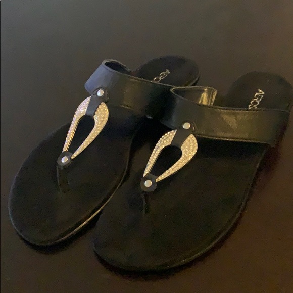 Aersoles Sandals w/Bling - Picture 2 of 4